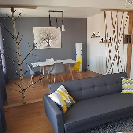 Apartamento A 5 Minutes A Pied Du Centre Equestre Du Sichon *